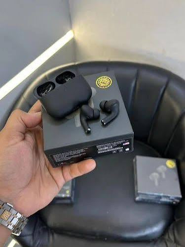 Premium TWS Wireless Earbuds with Charging Case – Bluetooth Earphones for Music, Calls & Everyday Use